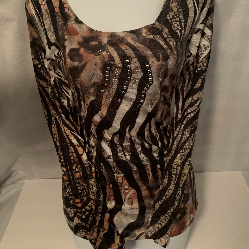 Long sleeve shirt